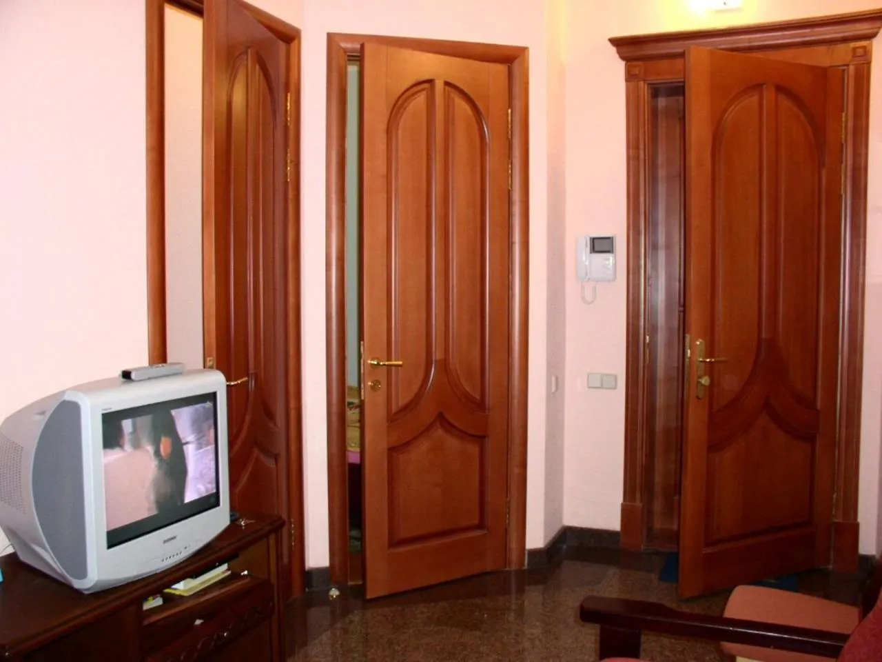 Apartments Near Khreshchatyk-Absolut Киев